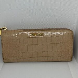 Miu Miu Authentic Beige Croc-Embossed Wallet